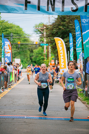AU-IthacaHalfMarathon-Finish-499