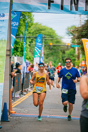 AU-IthacaHalfMarathon-Finish-503